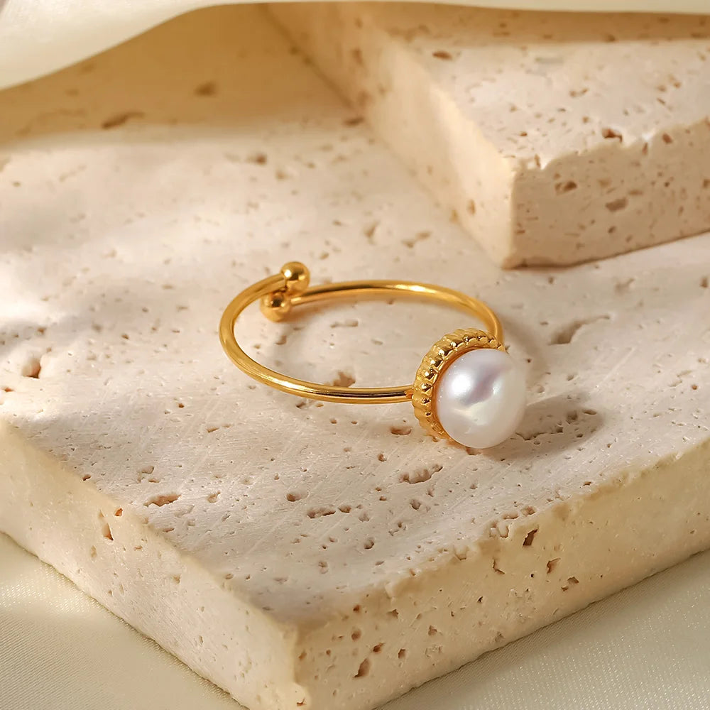 Stella Ring - Freshwater Pearl