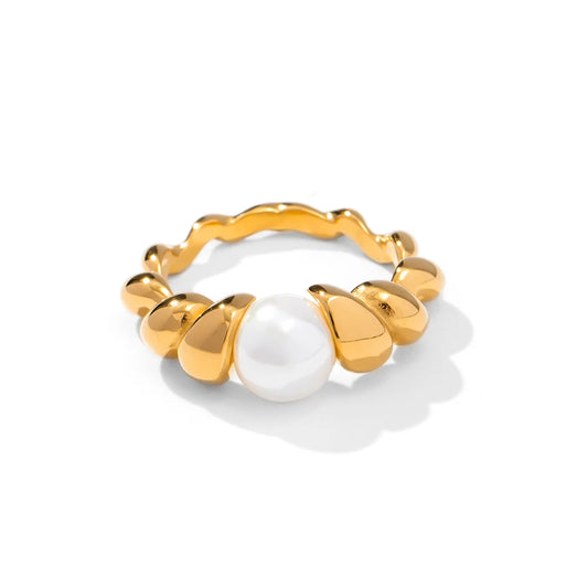 Ivy Ring - Freshwater Pearl