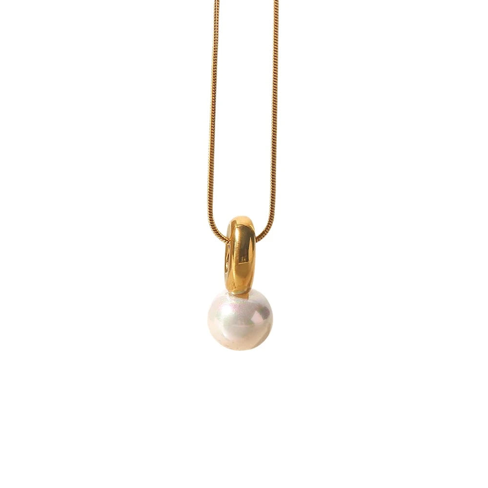 Hannah Necklace - Freshwater Pearl