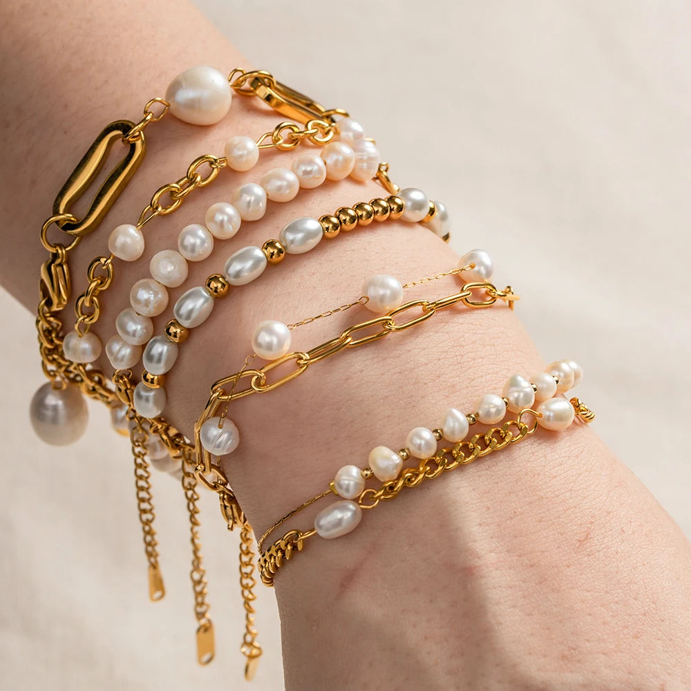 Celinda Bracelet - Freshwater Pearls