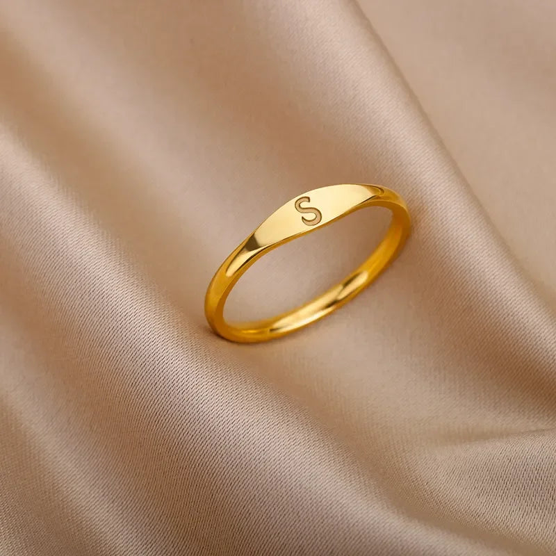 Nina Ring - Initial