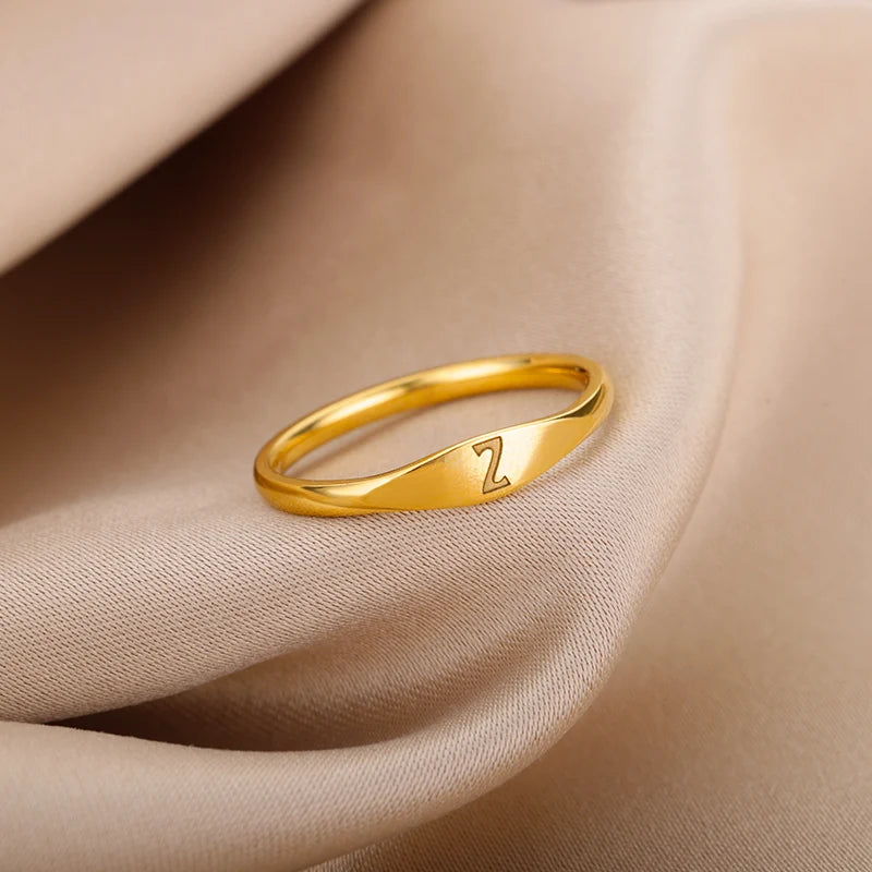 Nina Ring - Initial