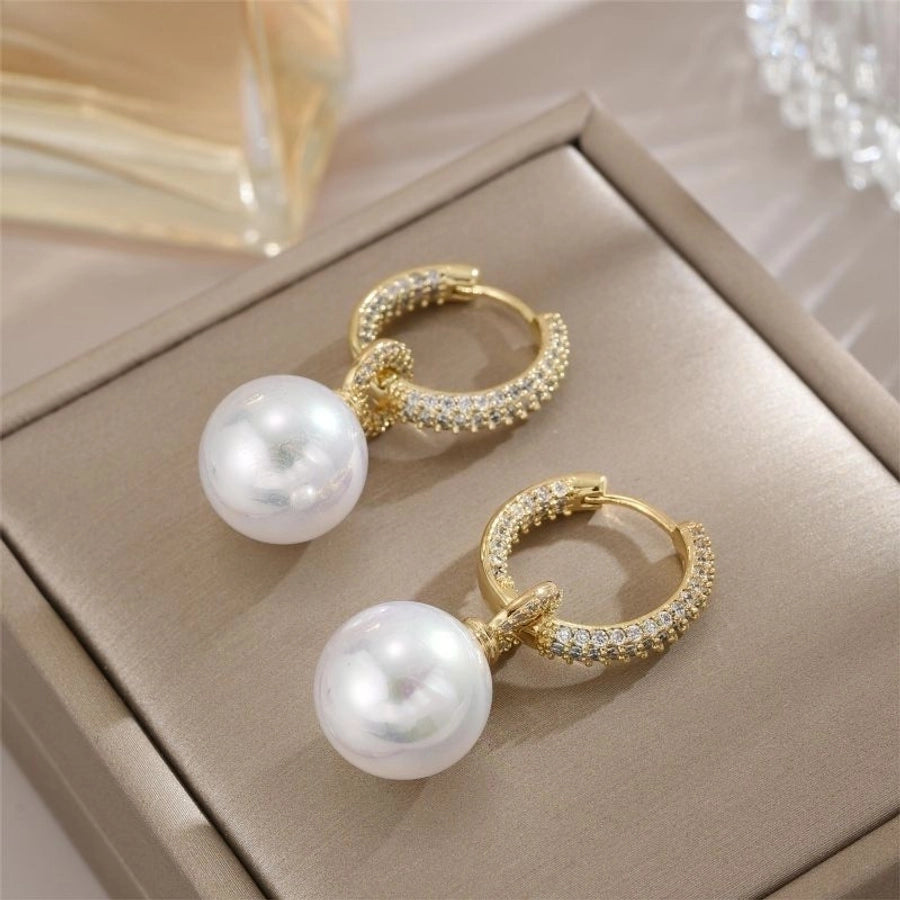 Amelia Earrings - Freshwater Pearls